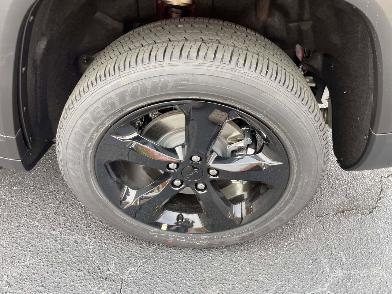 New 2025 Jeep Grand Cherokee L Altitude image 39