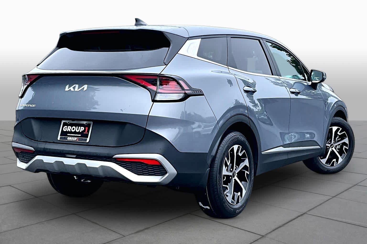 Used 2023 Kia Sportage EX FWD image 17