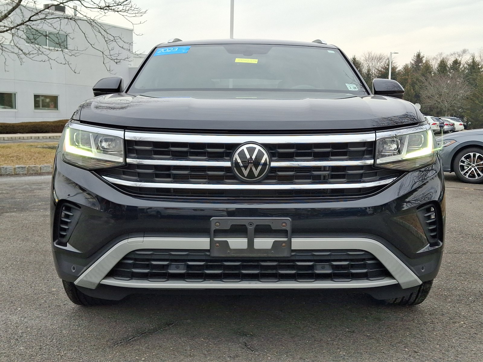 Certified 2023 Volkswagen Atlas Cross Sport SE image 2