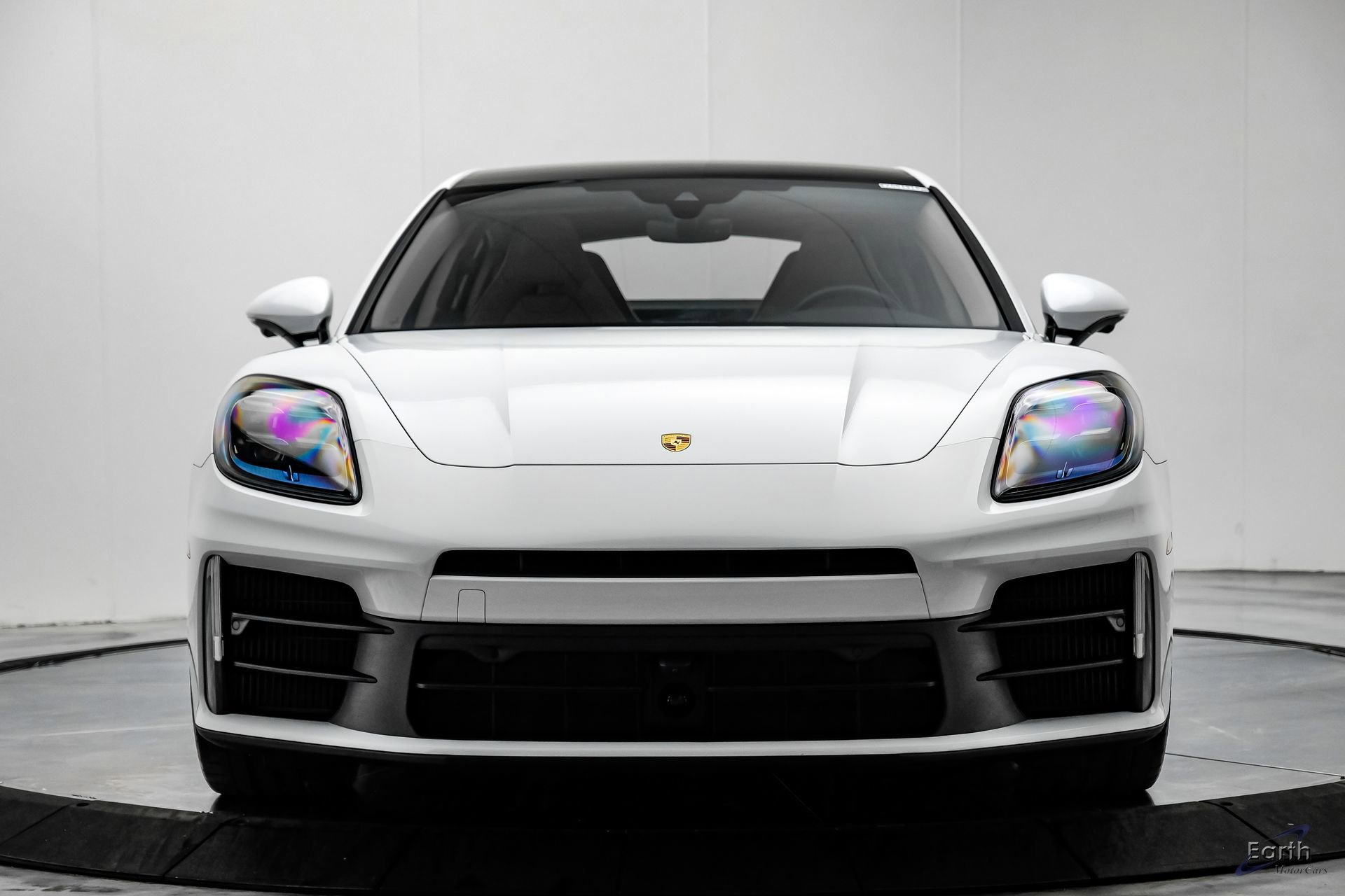 Used 2025 Porsche Panamera w/ Premium Package image 26