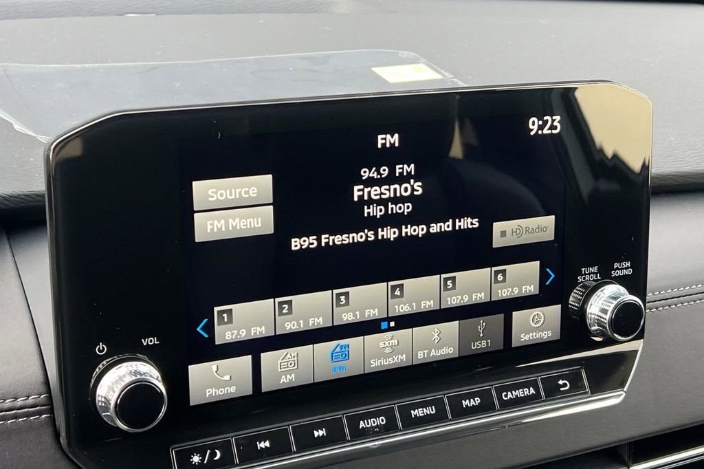 New 2025 Mitsubishi Outlander SE image 19