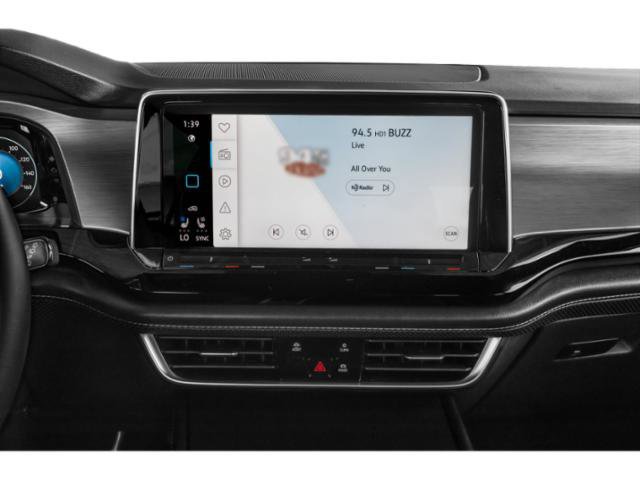 Used 2025 Volkswagen Atlas Cross Sport SE w/ Panoramic Sunroof Package image 10