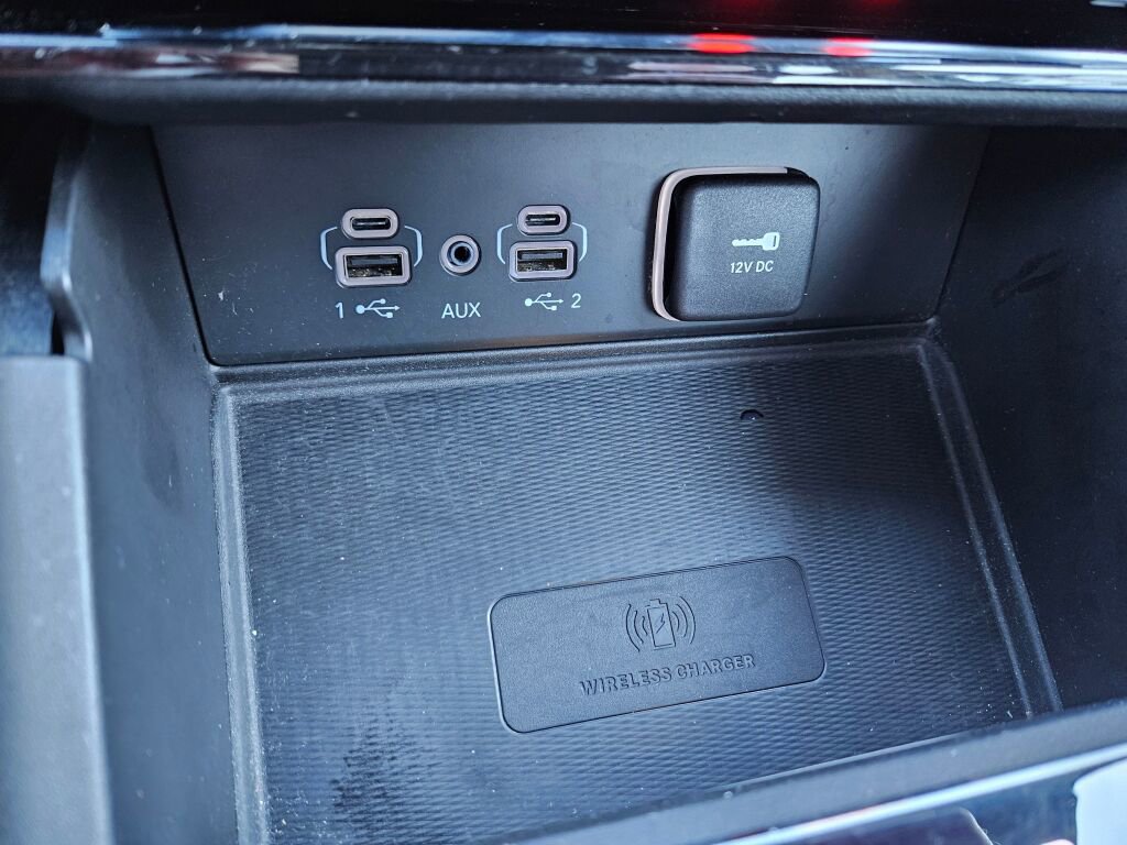 Used 2023 Jeep Grand Cherokee Limited w/ Luxury Tech Group II image 29