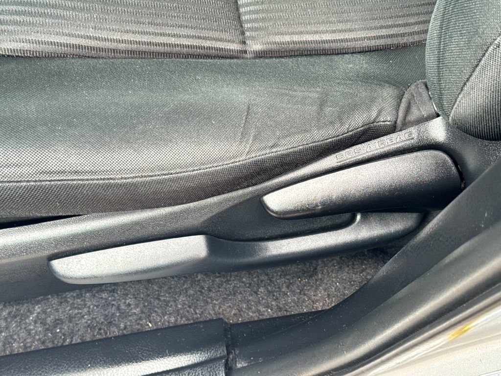 Used 2014 Toyota RAV4 LE image 44