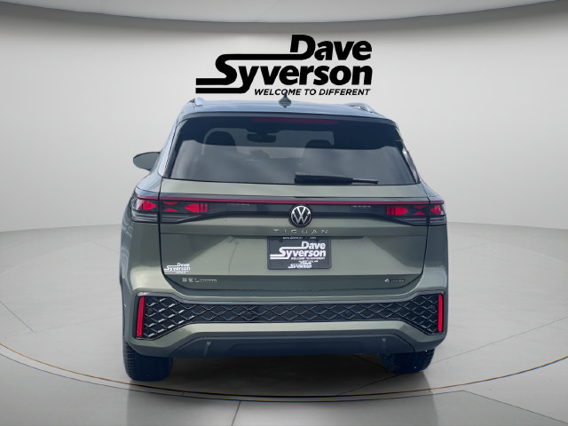 New 2026 Volkswagen Tiguan SEL R-Line AWD/4WD image 4