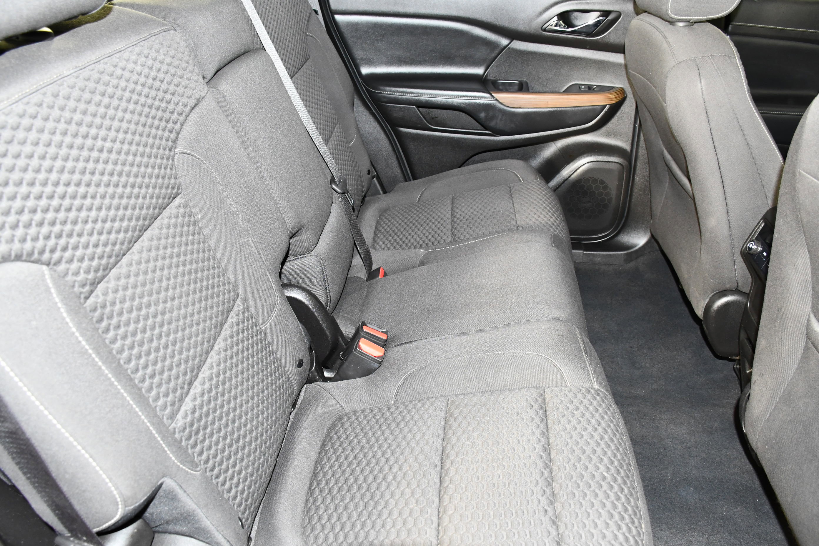 Used 2019 GMC Acadia SLE AWD/4WD image 45