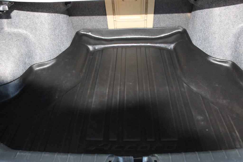 Used 2012 Honda Accord LX image 48