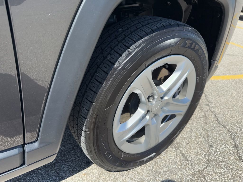 Used 2023 Jeep Compass Latitude w/ Convenience Group image 43