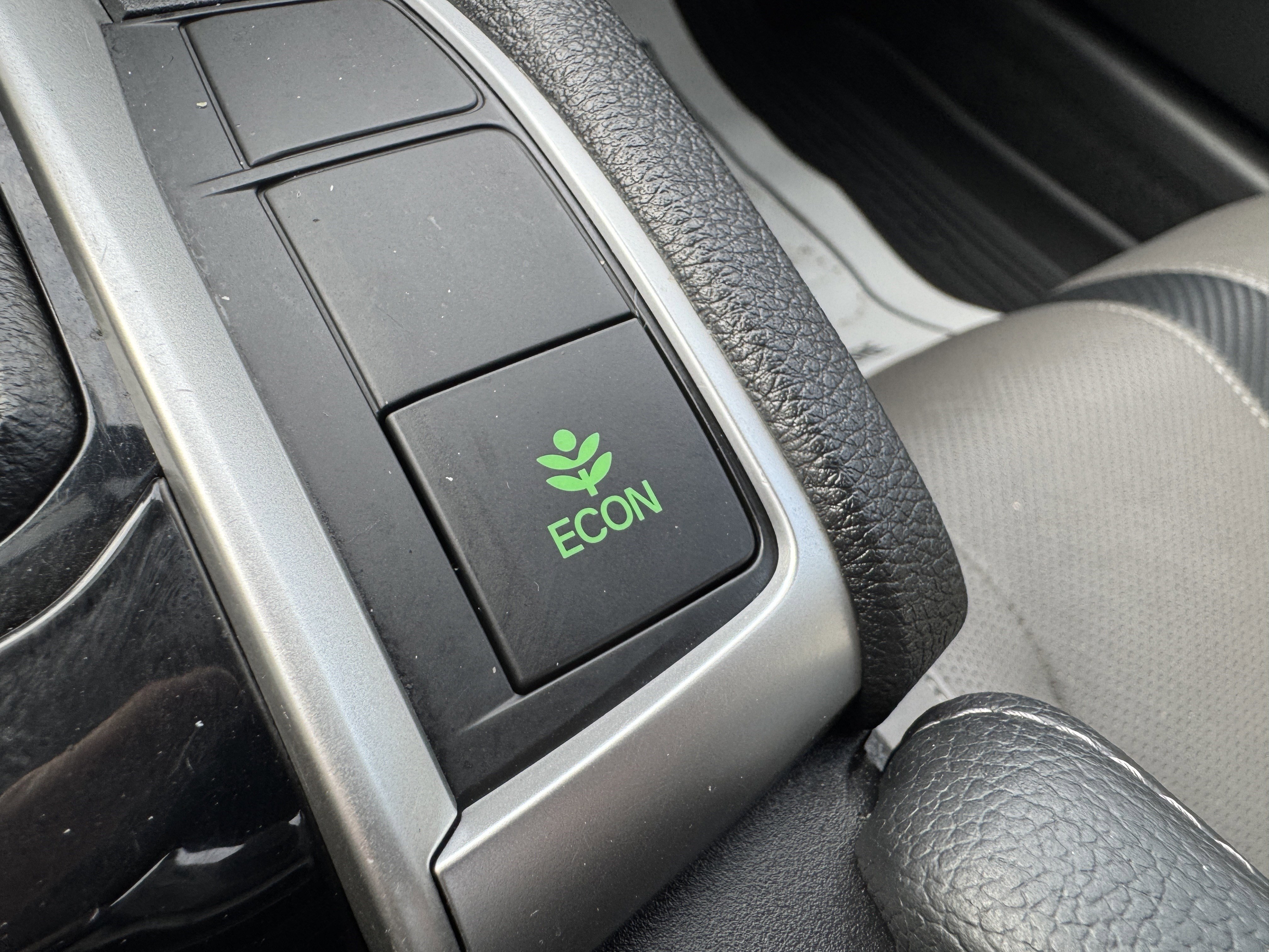 Used 2017 Honda Civic EX-L image 30