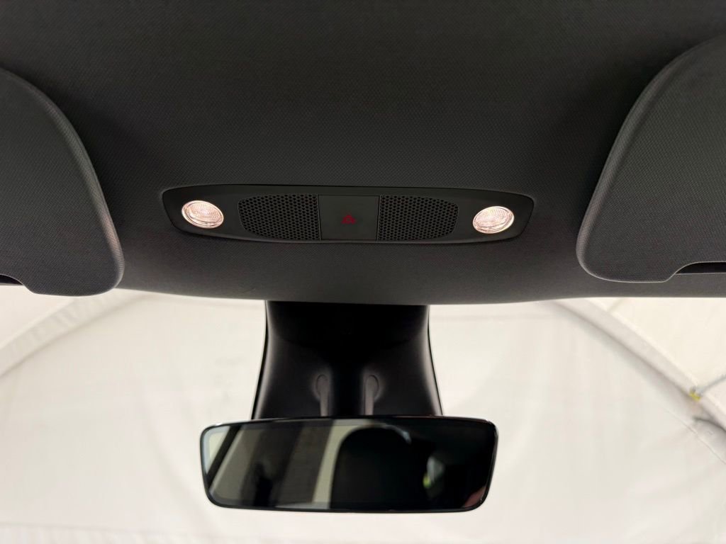 Used 2021 Tesla Model Y 2WD image 36