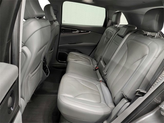 Used 2021 Lincoln Nautilus Reserve image 31