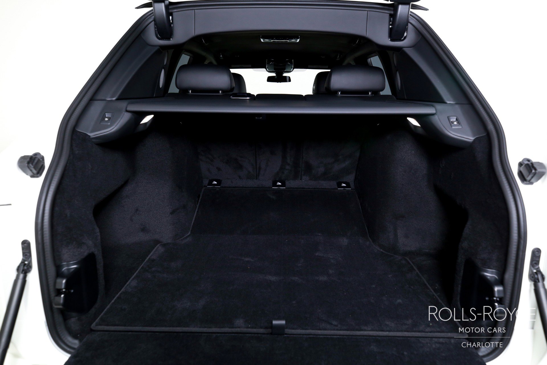 New 2026 Rolls-Royce Cullinan image 25