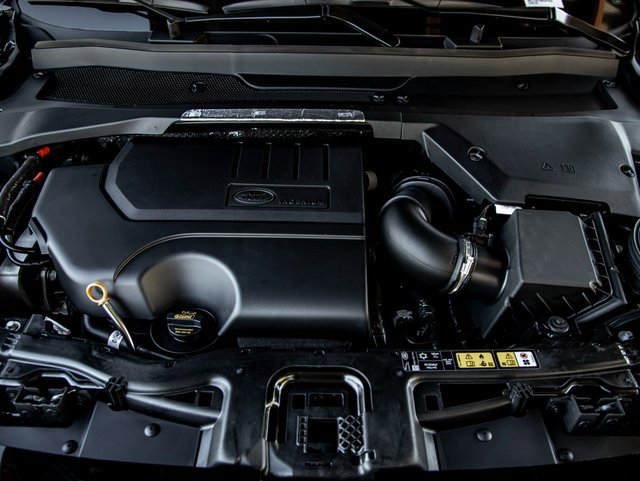 Used 2024 Land Rover Discovery Sport S image 31