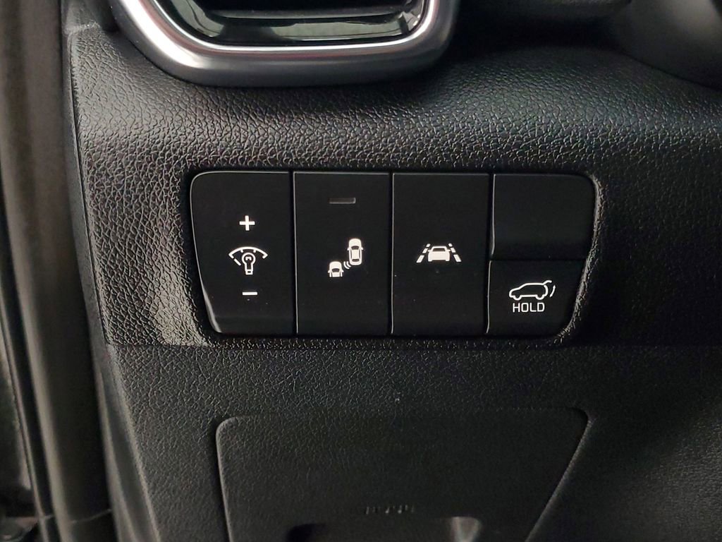 Used 2022 Kia Sportage EX w/ EX Technology Package image 13