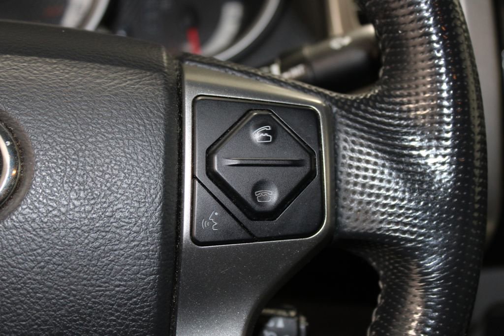 Used 2014 Toyota Tacoma 2WD Double Cab image 33