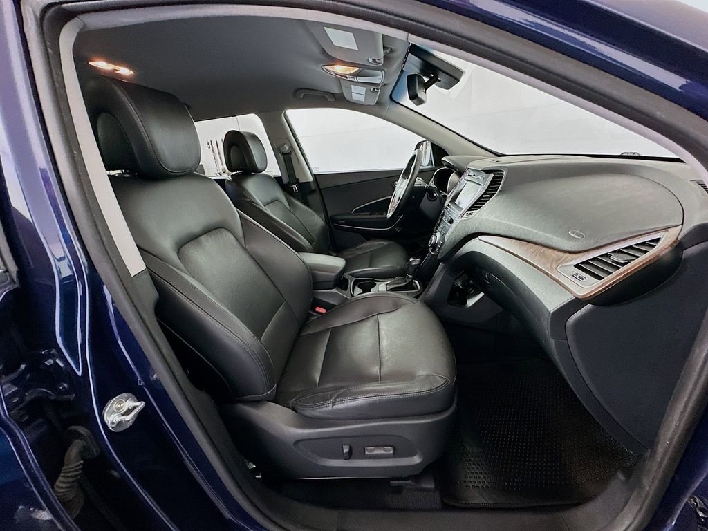 Used 2017 Hyundai Santa Fe SE w/ SE Premium Package 02 image 26
