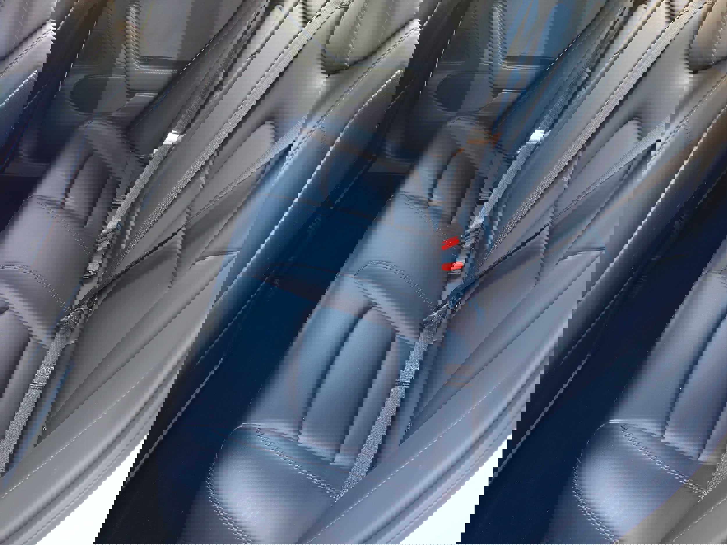 Used 2018 Tesla Model 3 Mid Range image 16