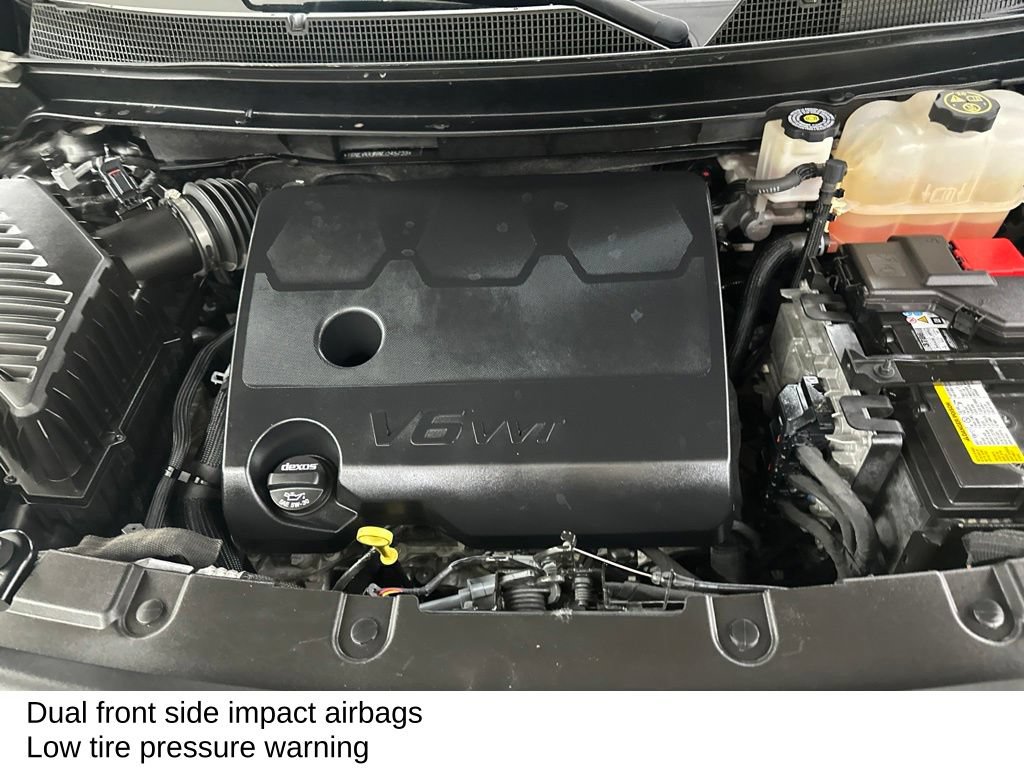 Used 2021 Chevrolet Traverse Premier w/ Redline Edition AWD/4WD image 19