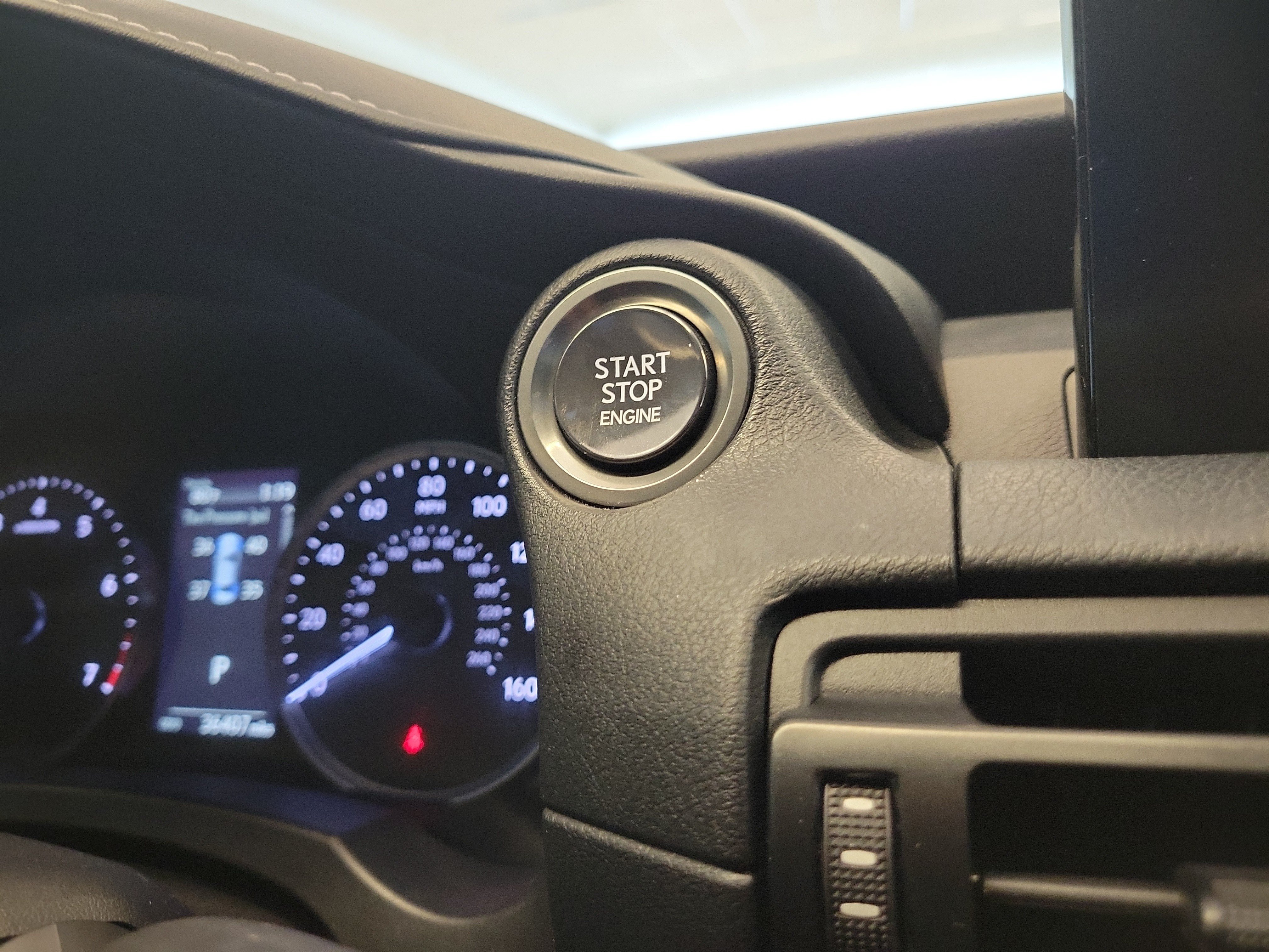Used 2024 Lexus IS 350 F Sport RWD image 30