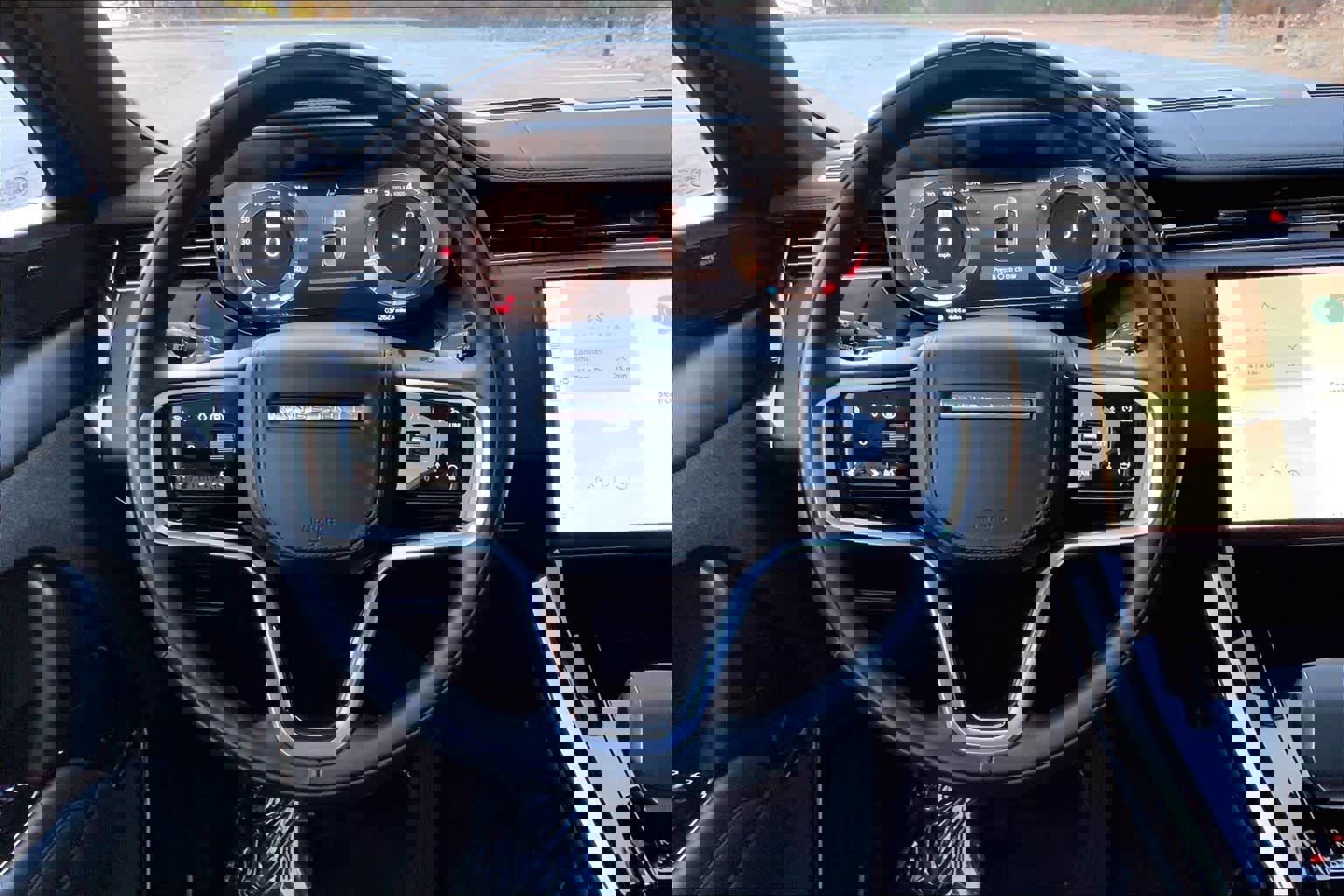 Used 2024 Land Rover Range Rover Sport SE image 5