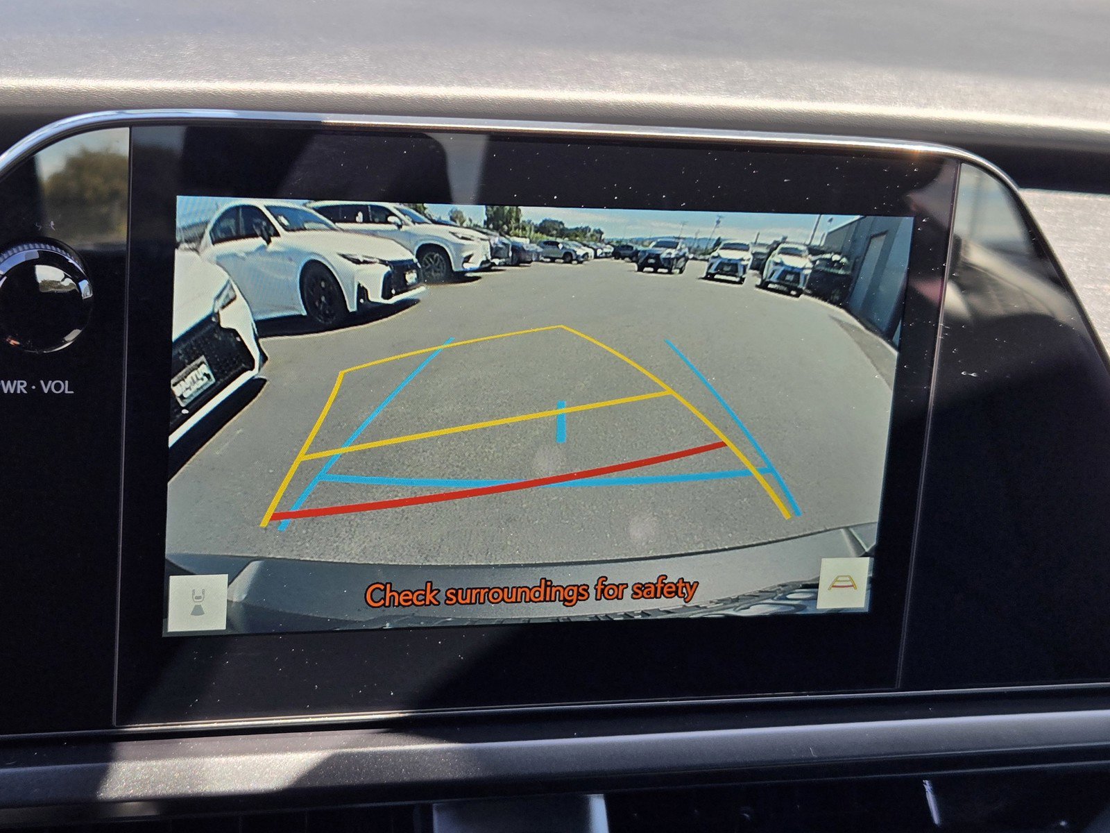 Certified 2025 Lexus UX 300h FWD image 18