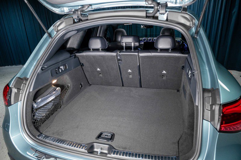 New 2026 Mercedes-Benz GLC 300 image 6