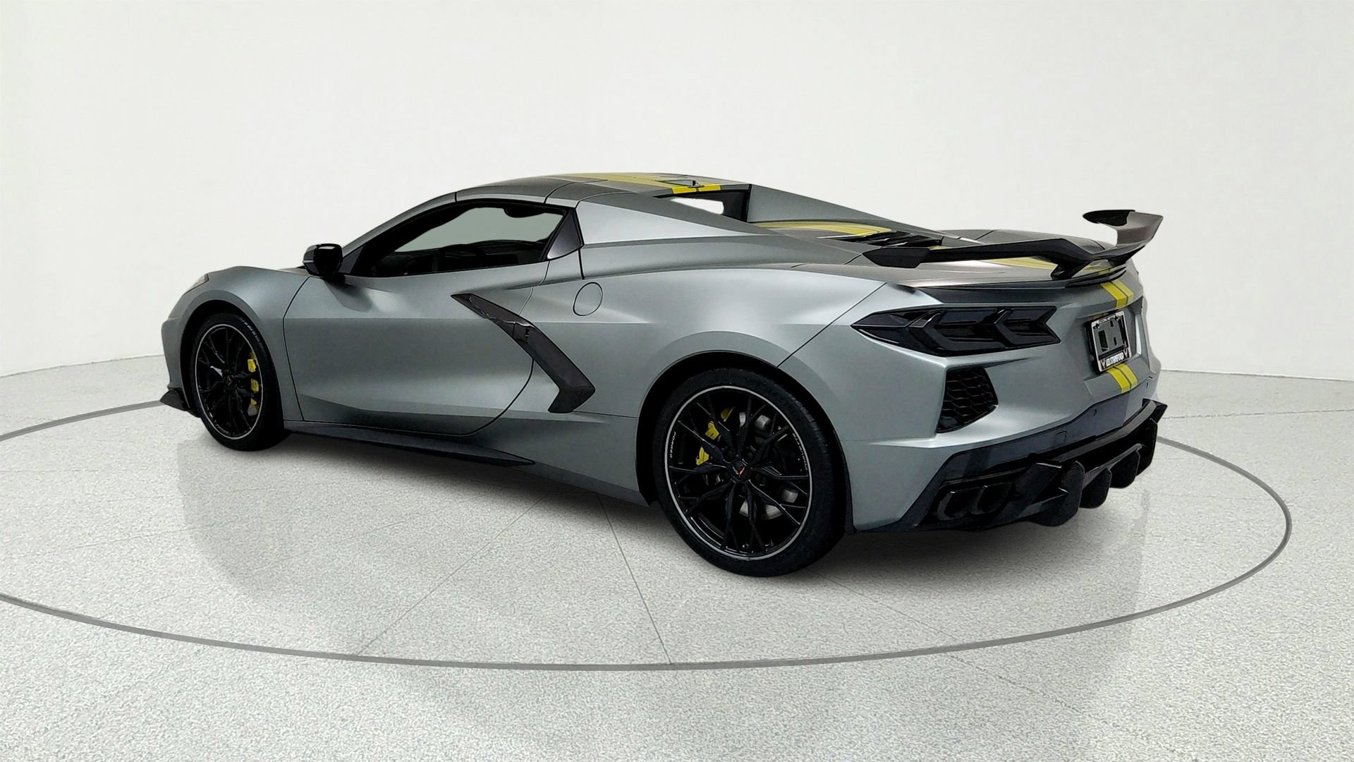 Certified 2023 Chevrolet Corvette Stingray Premium Conv w/ Z51 Performance Package RWD image 3