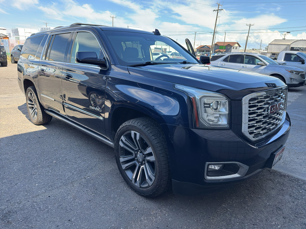 Used 2019 GMC Yukon XL Denali w/ Denali Ultimate Package