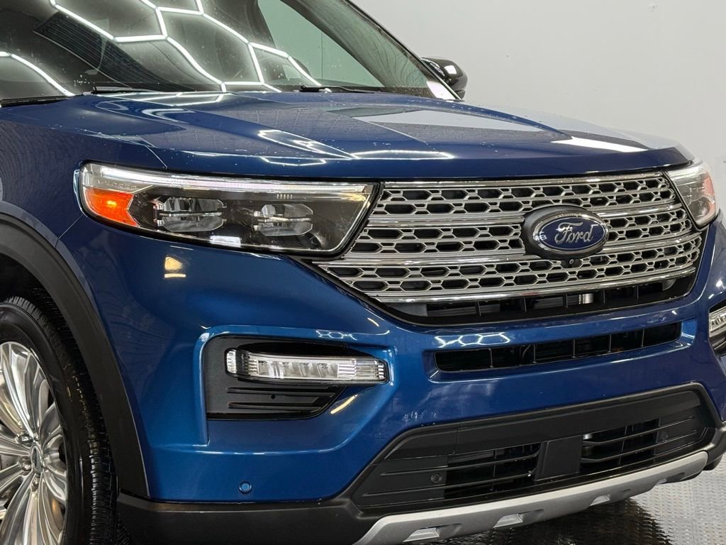 Used 2022 Ford Explorer Limited w/ Equipment Group 301A image 10