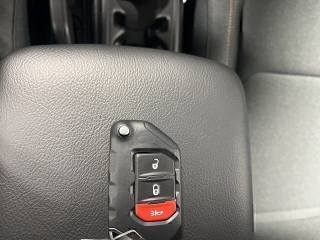 New 2025 Jeep Gladiator Sport AWD/4WD image 16