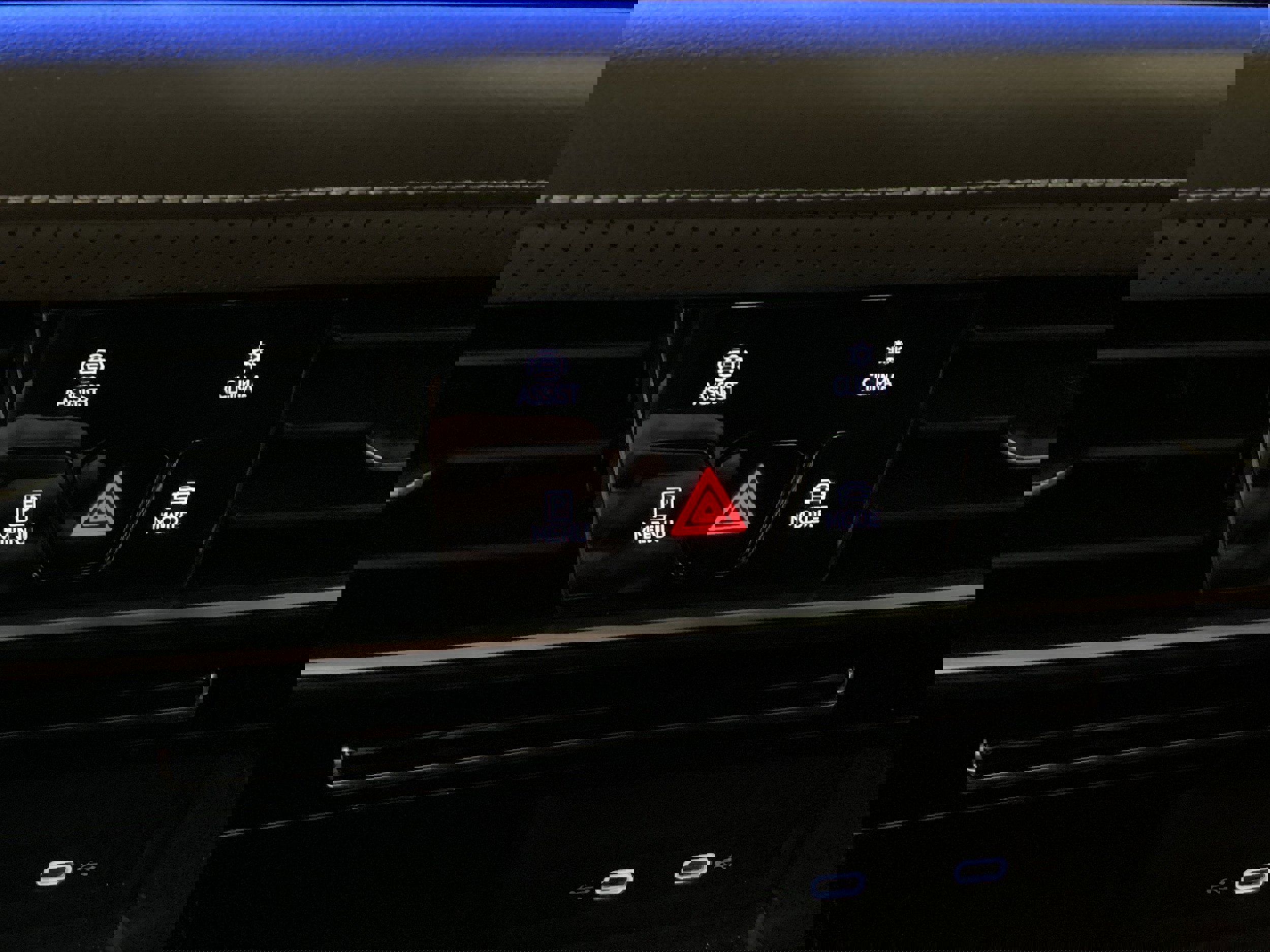 Used 2024 Volkswagen Atlas SEL image 28