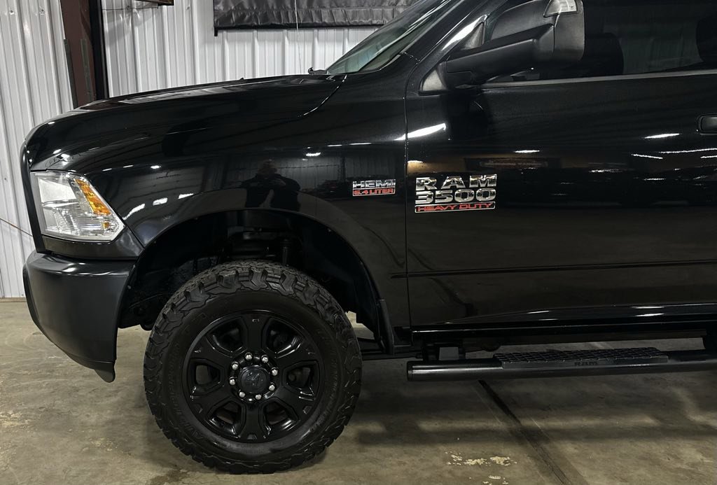 Used 2015 RAM 3500 Tradesman w/ Power & Remote Entry Group image 4