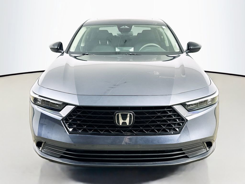 Used 2025 Honda Accord SE image 2