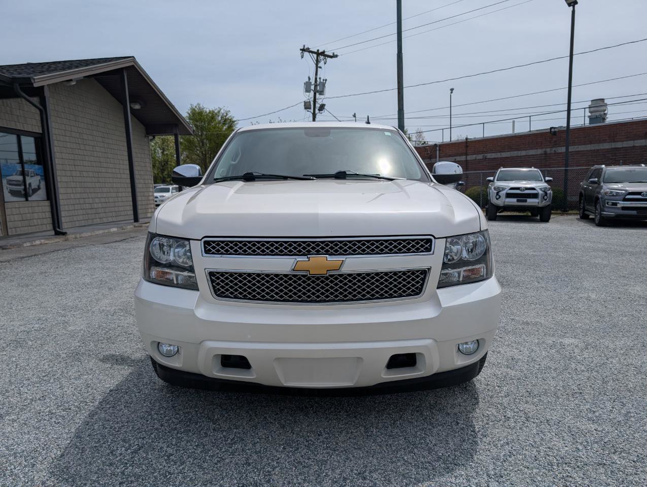 Used 2013 Chevrolet Tahoe LTZ image 2