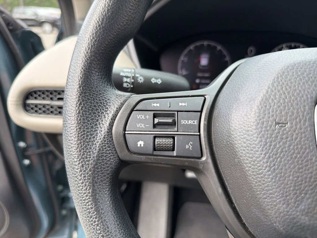 Used 2023 Honda HR-V LX image 16