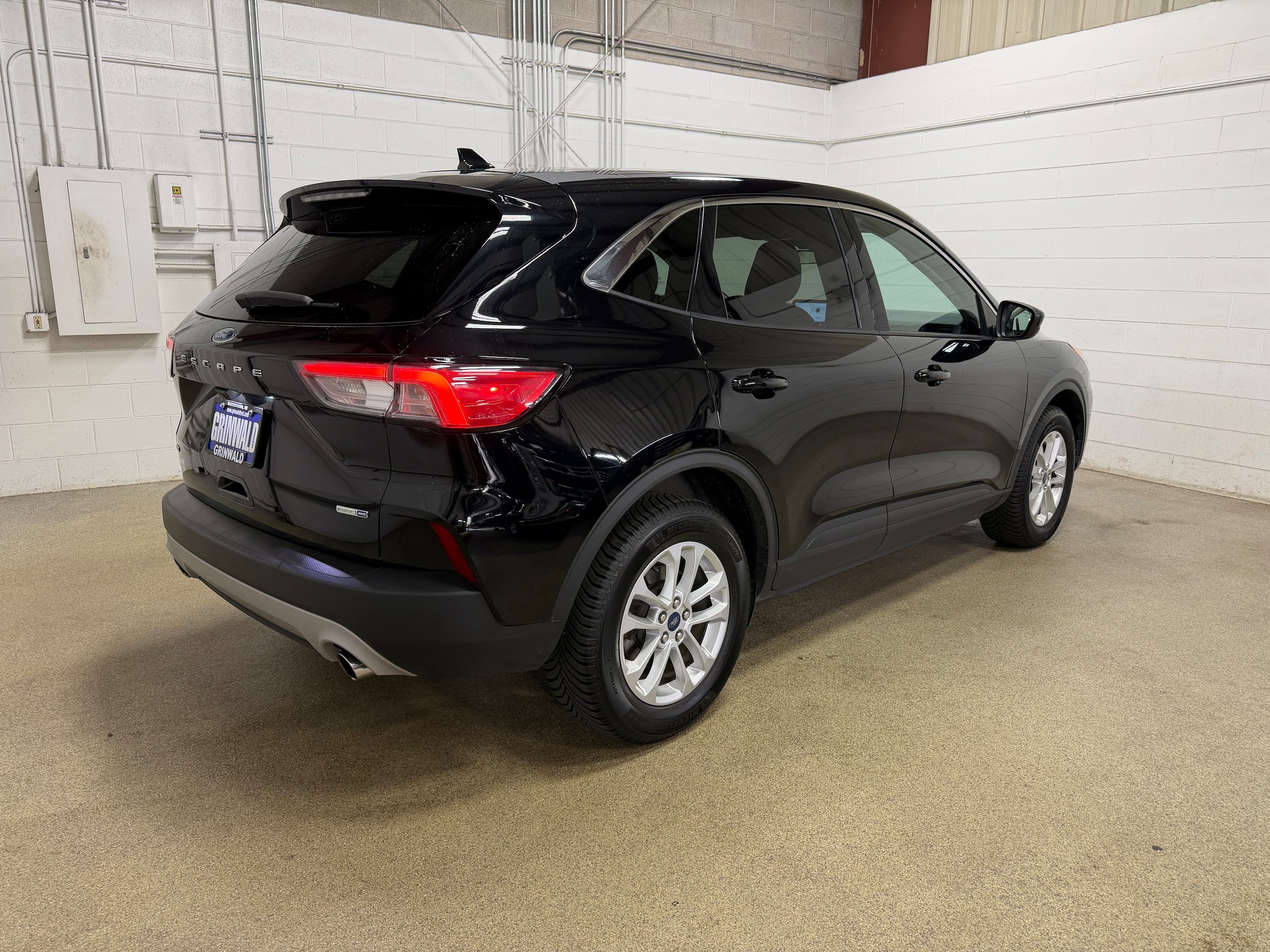 Certified 2020 Ford Escape SE AWD/4WD image 9