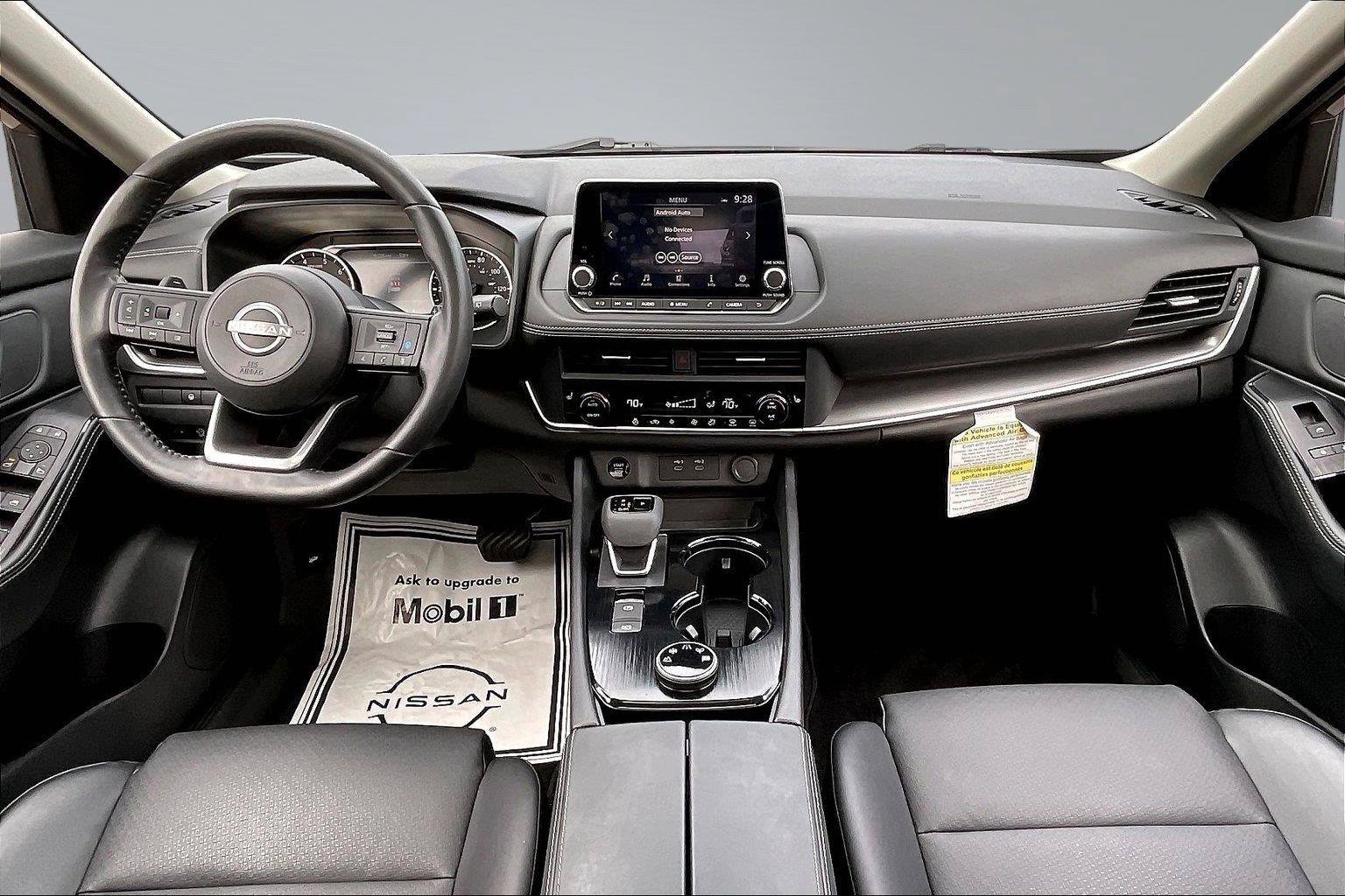 Certified 2024 Nissan Rogue SV w/ SV Premium Package AWD/4WD image 17