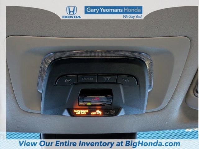 Used 2022 Toyota Corolla Cross LE image 29