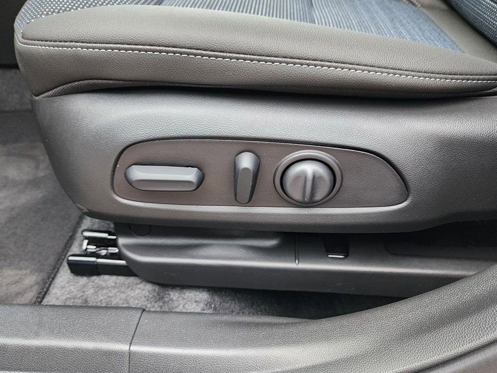 New 2026 Buick Envista Preferred FWD image 16