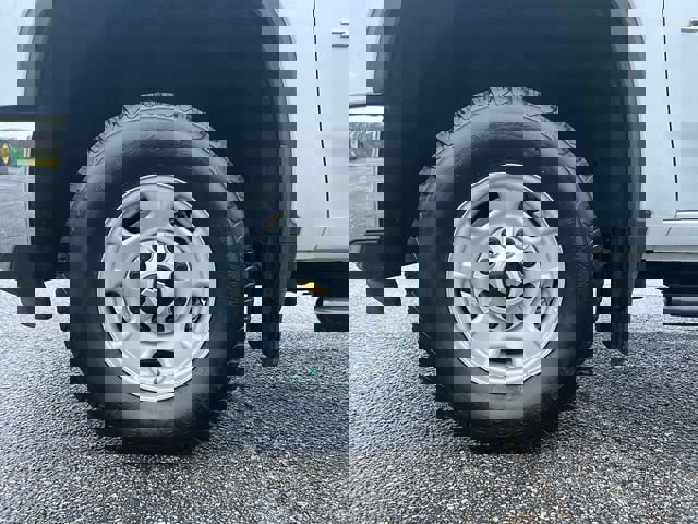 Used 2025 Chevrolet Silverado 2500 W/T w/ WT Convenience Package AWD/4WD image 10