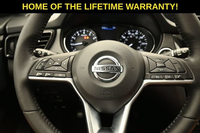 Used 2022 Nissan Rogue Sport SV AWD/4WD image 19