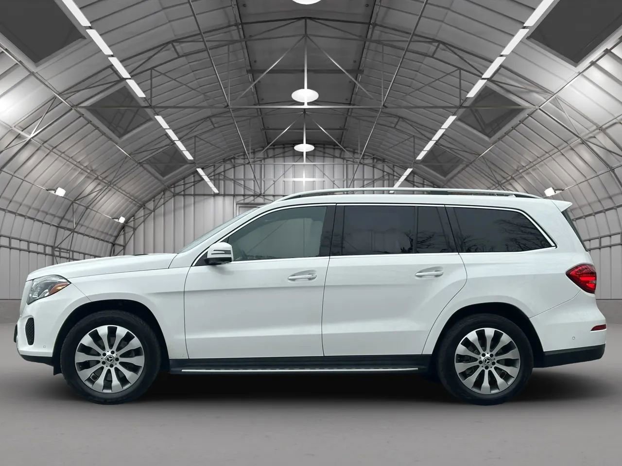 Used 2019 Mercedes-Benz GLS 450 4MATIC image 4