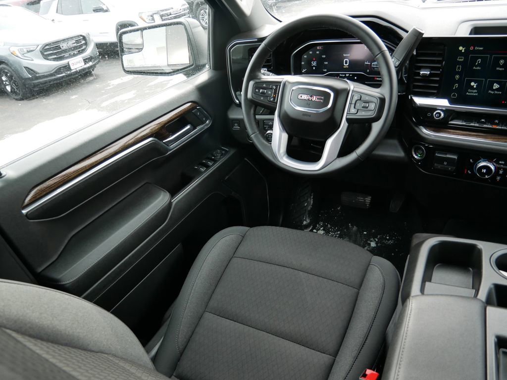 Used 2024 GMC Sierra 1500 Elevation image 13