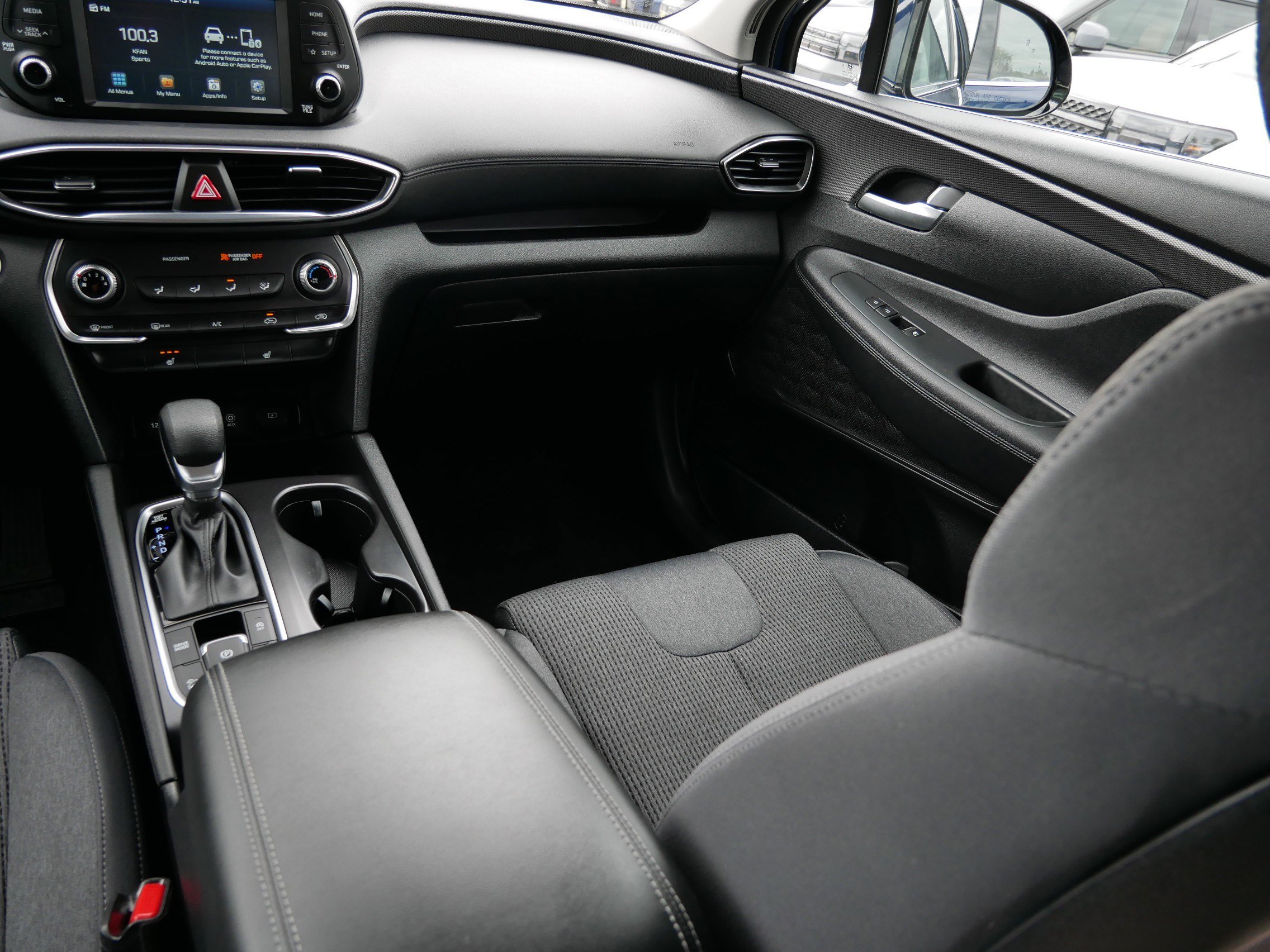 Used 2019 Hyundai Santa Fe SEL AWD/4WD image 11