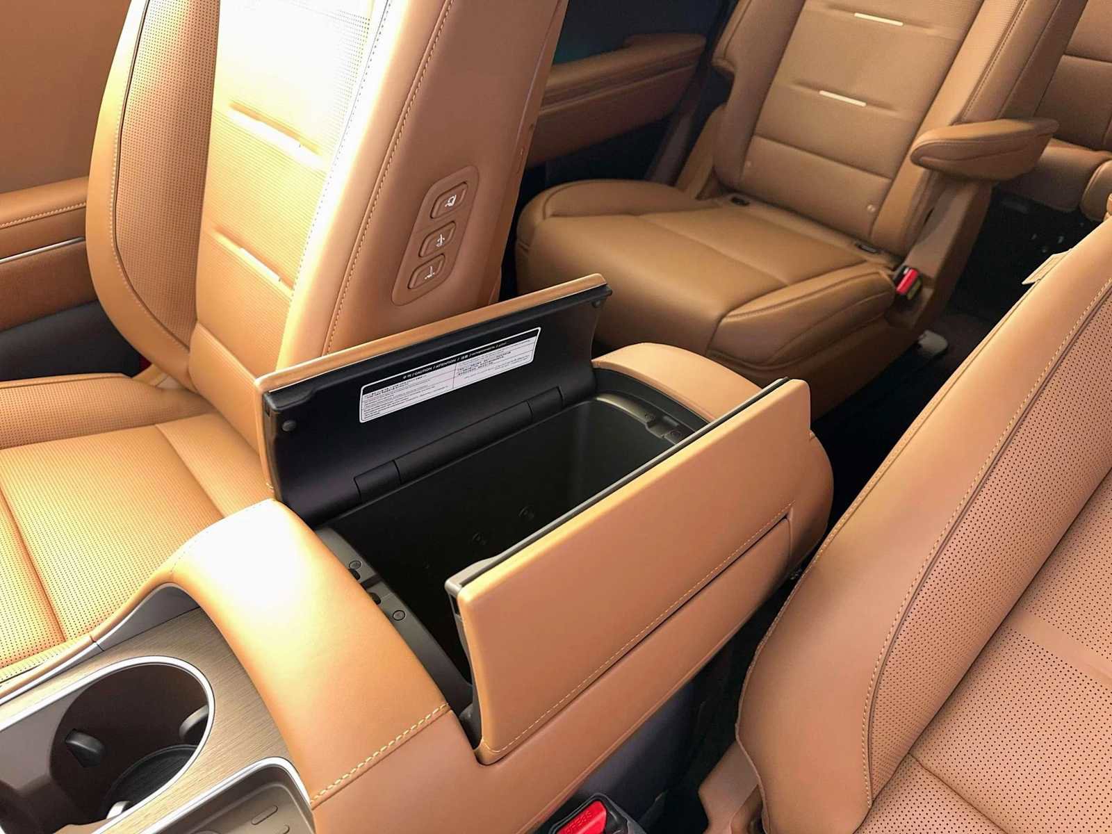 New 2026 Hyundai Palisade Calligraphy AWD/4WD image 18