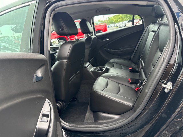 Used 2017 Chevrolet Volt Premier FWD image 25