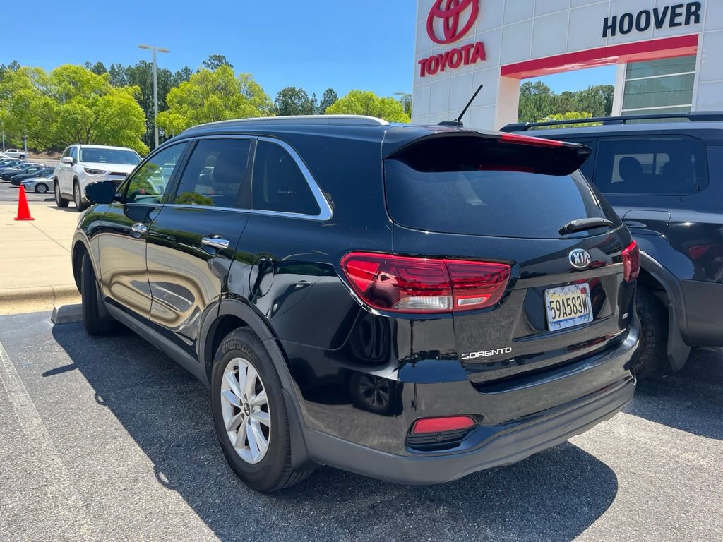 Used 2020 Kia Sorento LX w/ LX I4 Convenience Package FWD image 2