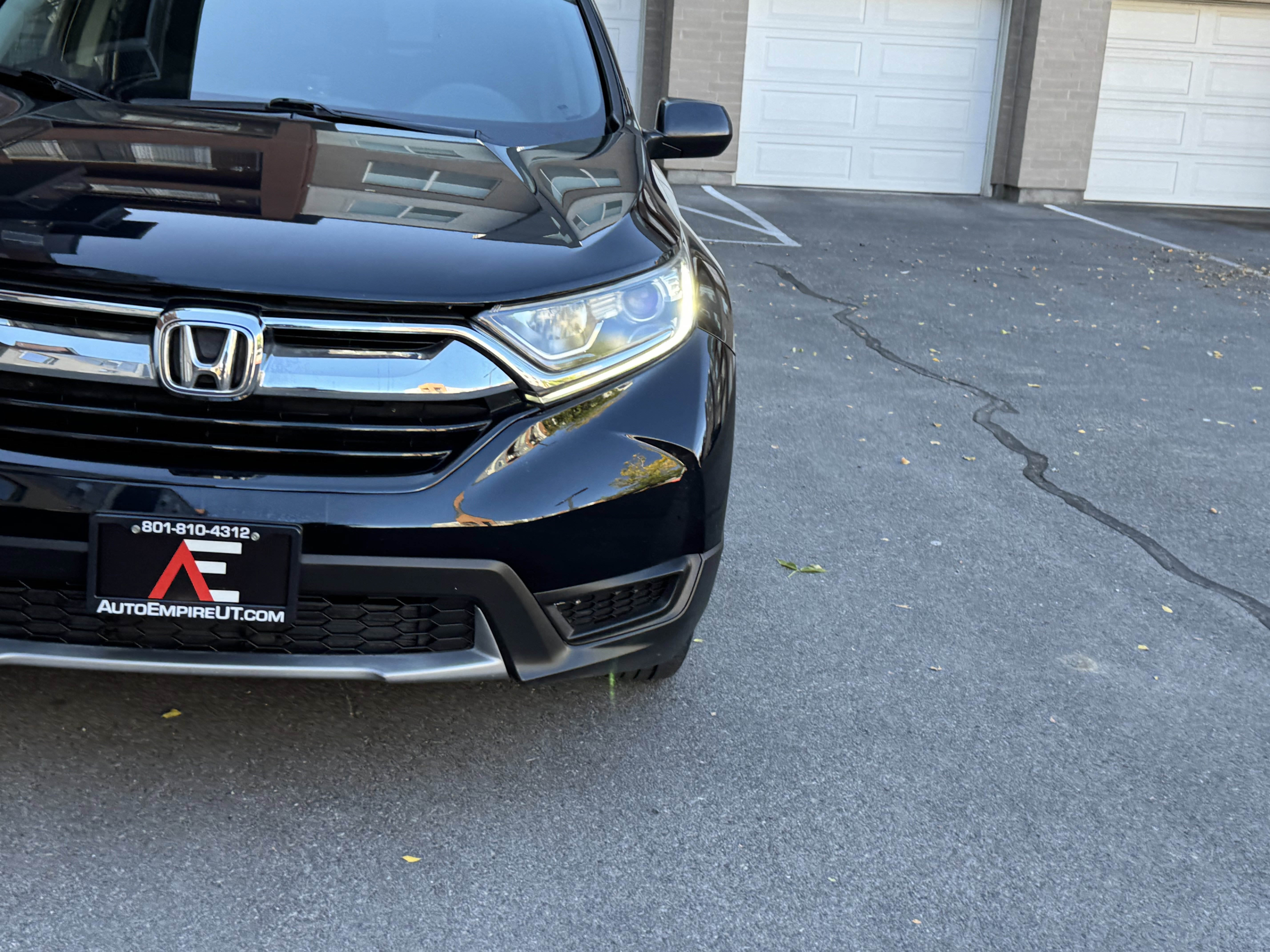 Used 2018 Honda CR-V LX image 11