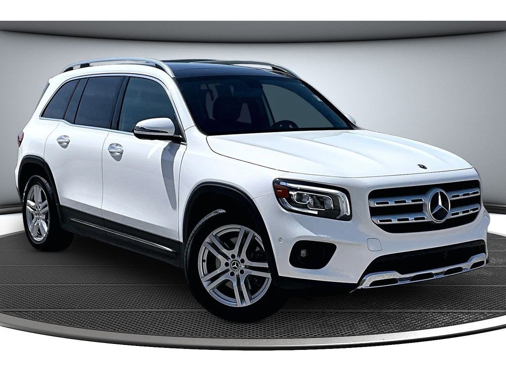 Used 2022 Mercedes-Benz GLB 250 4MATIC image 15