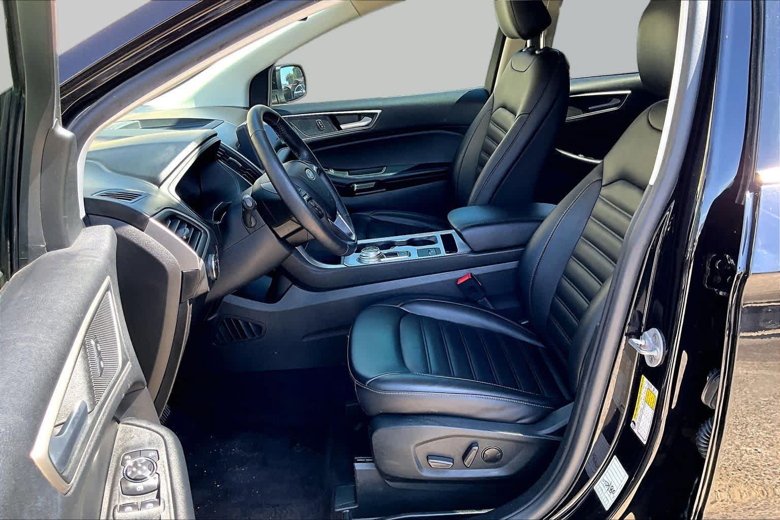 Used 2022 Ford Edge SEL AWD/4WD image 8